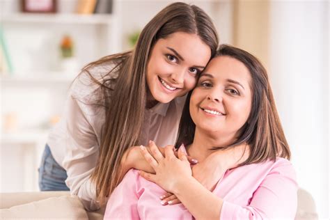 madres y hijas follando|Estas viendo Madre e hija follando